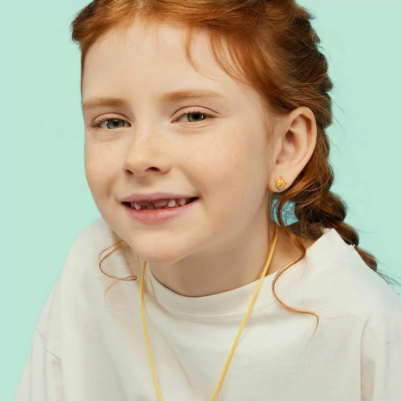 Сережки-зірочки Лев з талісманом із зеленими фіанітами фото