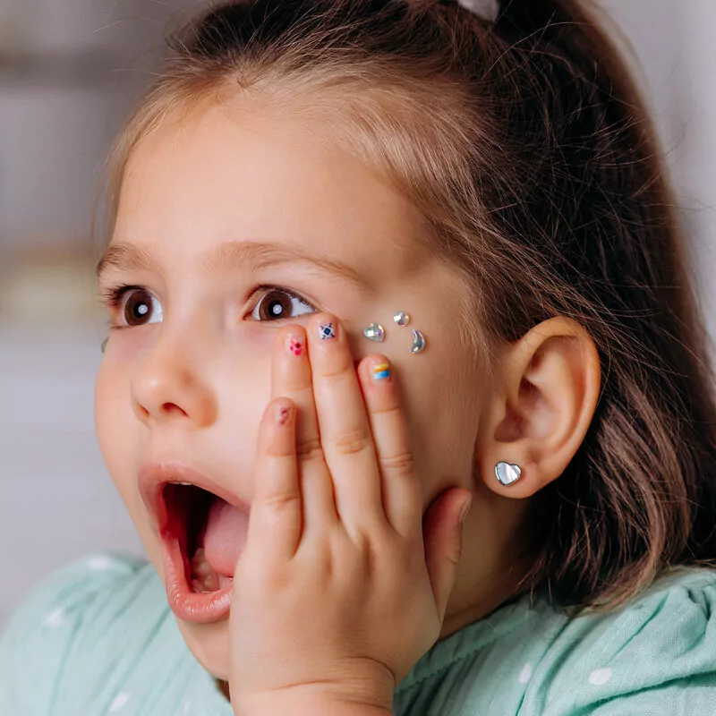 Сережки Серце з перламутром біле фото