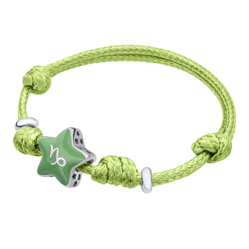Браслет на шнурке Козерог с зеленой эмалью фото