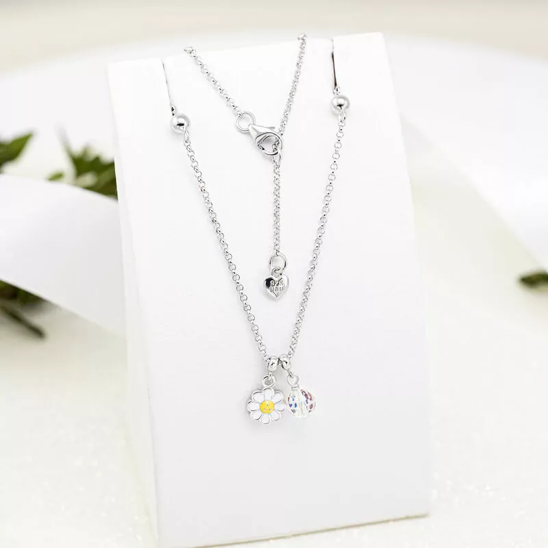 Necklace Chamomile photo